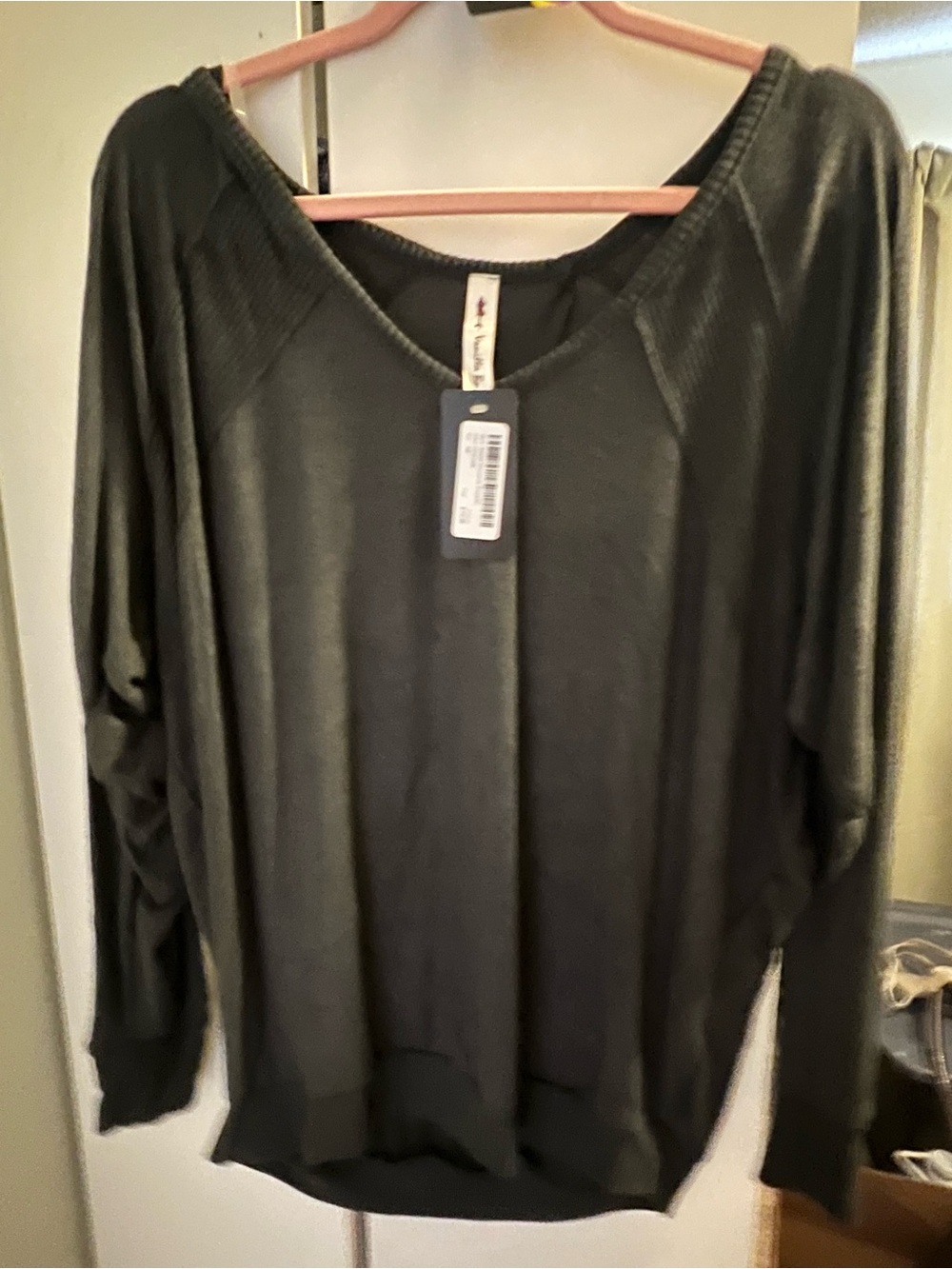 Sweet Moments Sweater (NWT) Charcoal, Size XS *very oversized - Picture 4 of 6